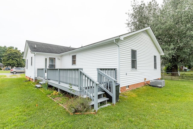 725 Cralle Ave, Tappahannock, VA 22560 - back of house featuring crawl space, a wooden deck, and a shingled roof