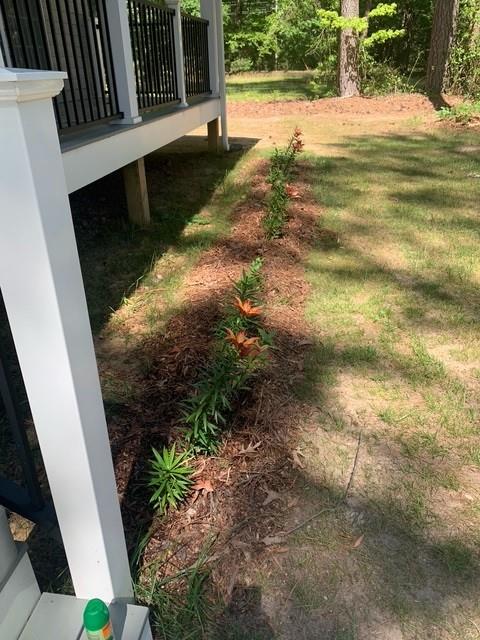 146 Portal Dr, Montross, VA 22520 - view of yard featuring a deck