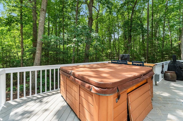 578 Canvasback Ln, Heathsville, VA 22473 - deck featuring a hot tub