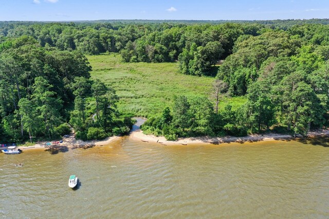 181 W Banbury Rd, Tappahannock, VA 22560