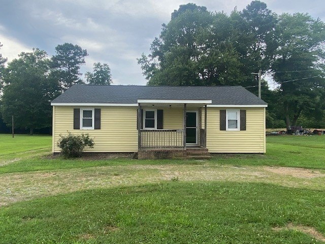 3097 Oakland Rd, Farnham, VA 22460 - view of front of property with a porch and a front lawn