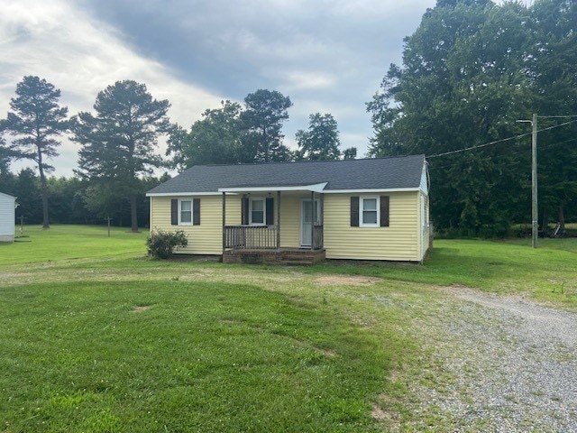 3097 Oakland Rd, Farnham, VA 22460 - view of front of home featuring covered porch and a front lawn