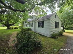 300 Irvington Rd, Kilmarnock, VA 22482 - view of property exterior