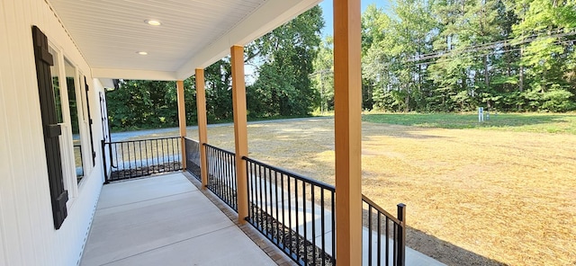 view of patio featuring covered porch