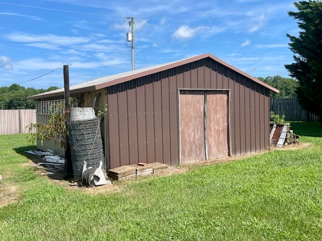 170 Brooks Ln, Callao, VA 22435 - photo 15