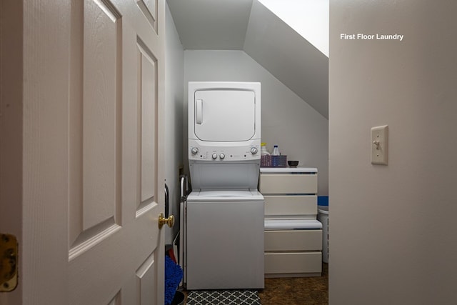 30 Heatherfield Ct, Kilmarnock, VA 22482 - laundry area featuring stacked washer / drying machine