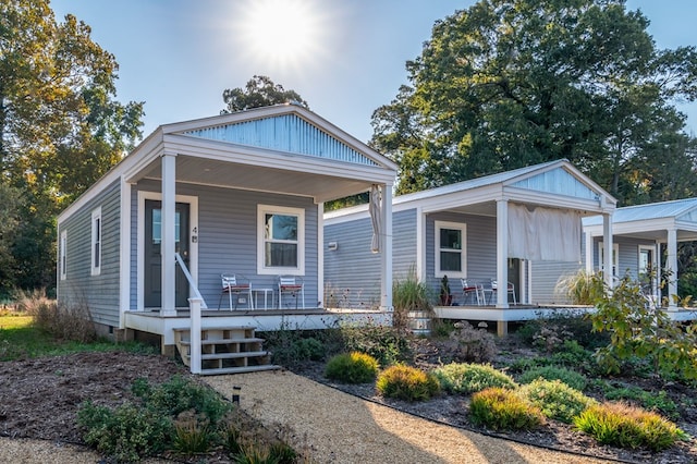 view of front of home featuring covered porch