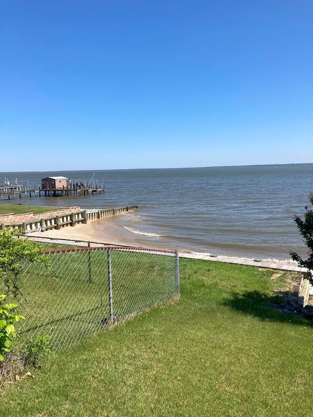 899 N Glebe Rd, Montross, VA 22520 - water view featuring fence