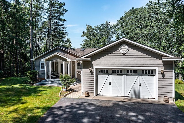 604 High Point Trl, Heathsville, VA 22473 - ranch-style house with an attached garage, a front lawn, and driveway