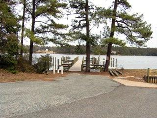 46 Forest Ln, Lancaster, VA 22503