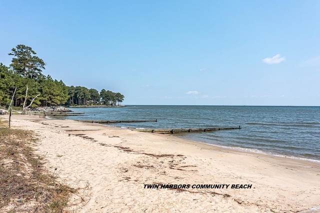 621 Twin Harbor Rd, Reedville, VA 22539 - photo 2