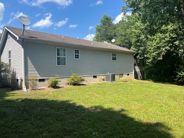 55 Deer Run Dr, Heathsville, VA 22473 - back of house featuring a lawn and crawl space