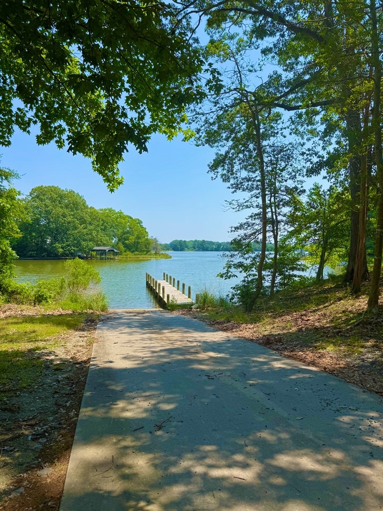 00 Skys Limit Ct, Reedville, VA 22539