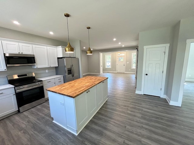 521 Taylors Beach Rd, Reedville, VA 22539 - photo 12