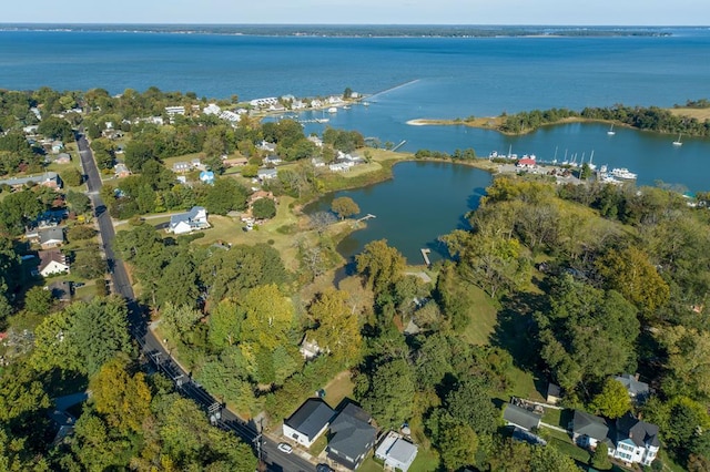 181 Cross St, Urbanna, VA 23175 - aerial view of property and surrounding area featuring a nearby body of water