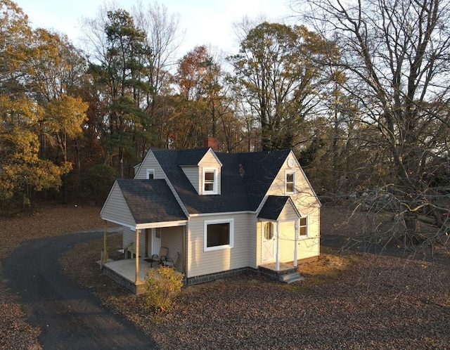 view of front of property with a porch