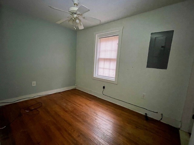 121 Hill View Ln, Warsaw, VA 22572 - photo 8