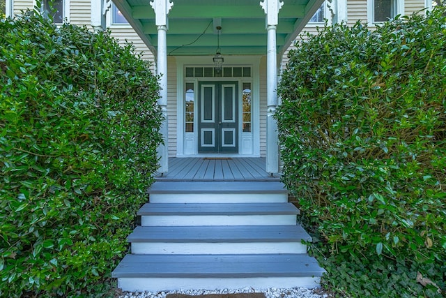 19 Cedardale Ln, Irvington, VA 22480 - view of exterior entry with a porch
