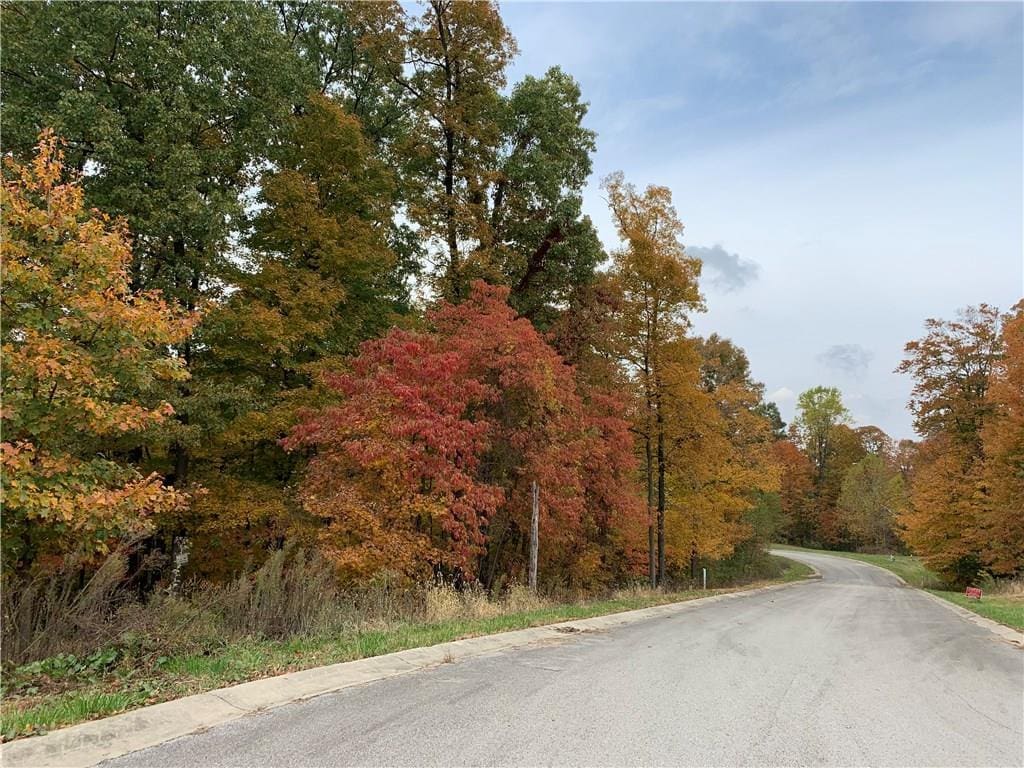 2095 N Wolf Cv, Martinsville, IN 46151 - photo 1