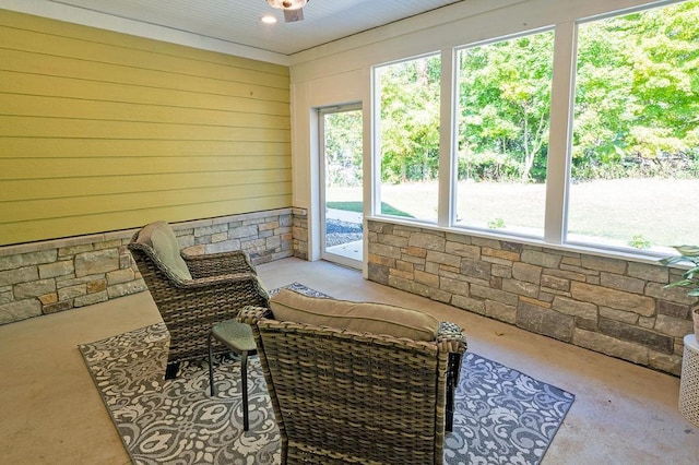 view of sunroom / solarium