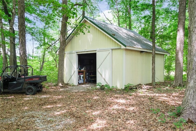 view of outbuilding