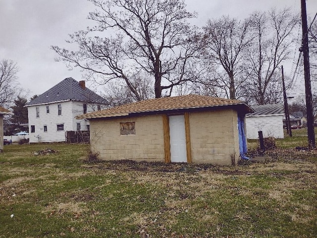 exterior space with a lawn