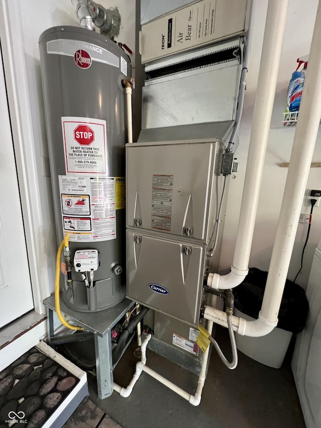 utilities with heating unit and gas water heater