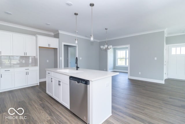 kitchen featuring a kitchen island with sink, dark hardwood / wood-style floors, tasteful backsplash, and stainless steel dishwasher