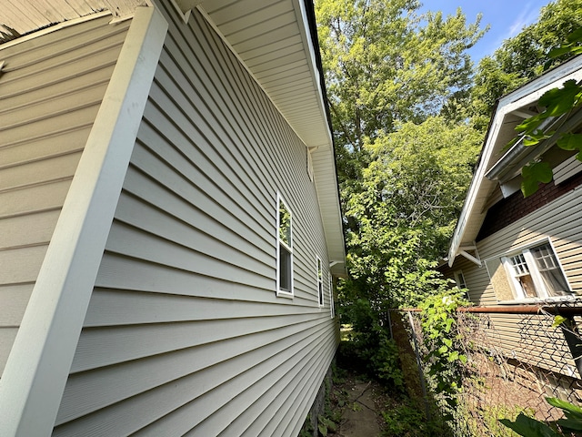 view of home's exterior