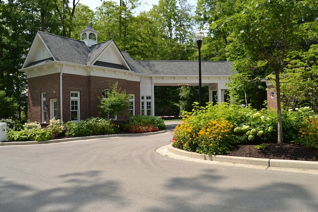 10380 Holliday Farms Blvd, Zionsville, IN 46077