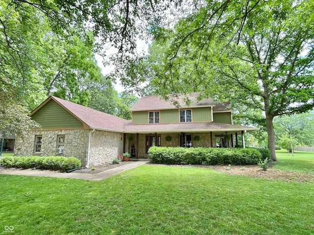 view of front of house with a front lawn