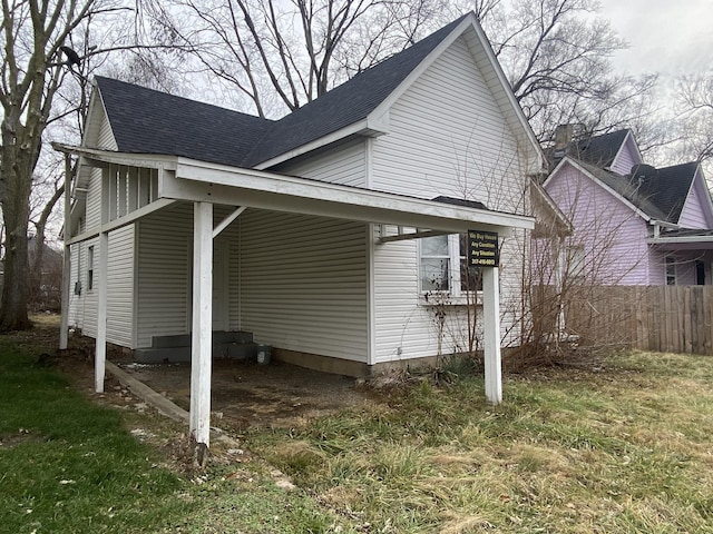 view of home's exterior