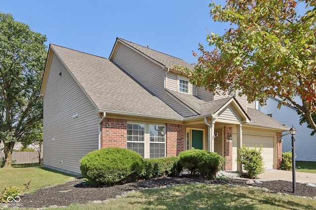 view of front of house featuring a front yard