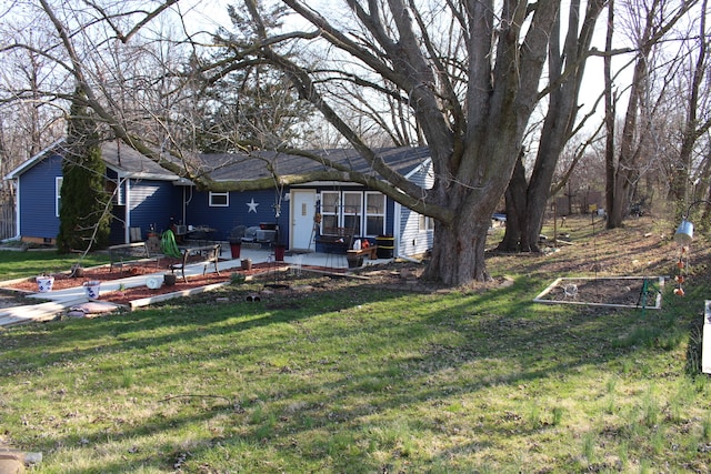 306 S Cherry St, Westfield, IN 46074 - view of yard