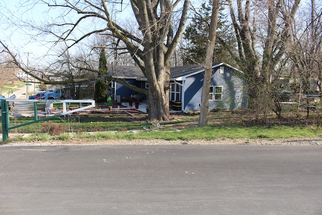 306 S Cherry St, Westfield, IN 46074 - view of front of home