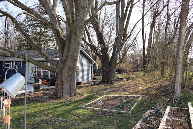 306 S Cherry St, Westfield, IN 46074 - view of yard