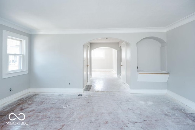 empty room with ornamental molding