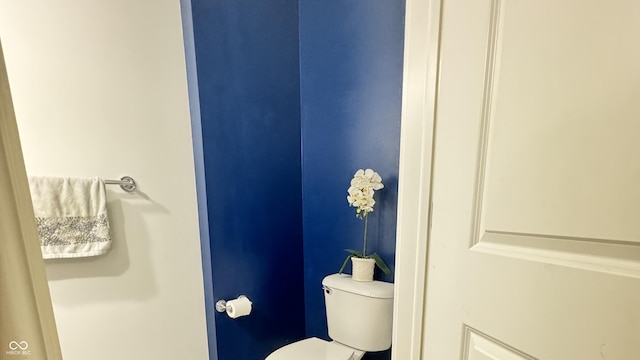 bathroom featuring toilet