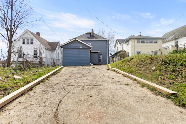 view of front of property