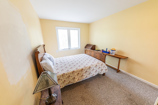 bedroom with carpet