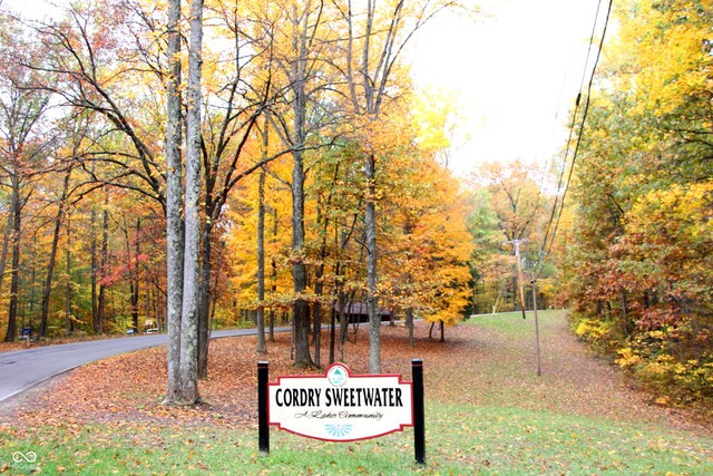 6486 Coyote Dr, Nineveh, IN 46164 - view of surrounding community