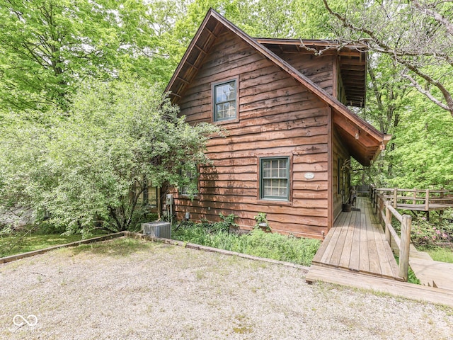 6486 Coyote Dr, Nineveh, IN 46164 - view of side of home with central AC