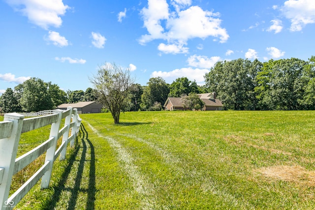 view of yard featuring a rural view