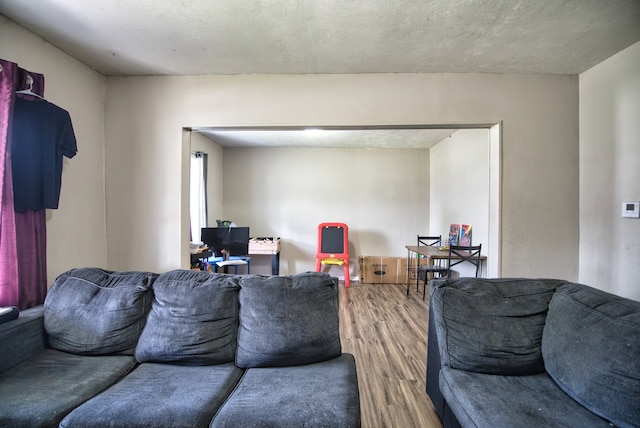 4014 E 10th St, Indianapolis, IN 46201 - photo 6