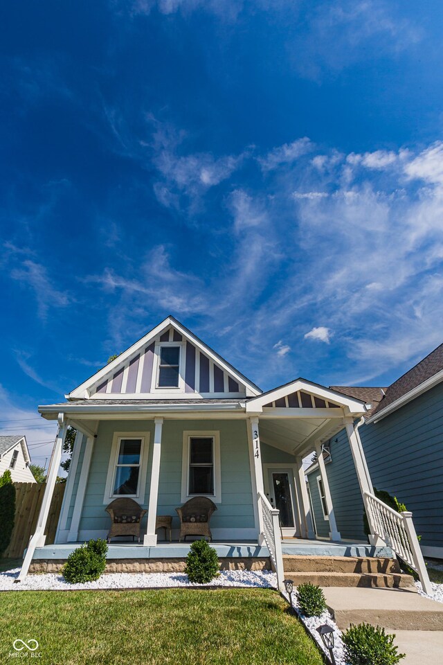 view of front of property with a porch