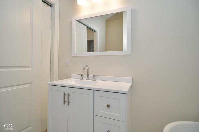 547 Udell St, Indianapolis, IN 46208 - half bathroom with vanity