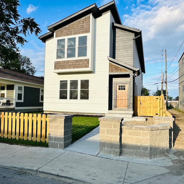 view of front of home