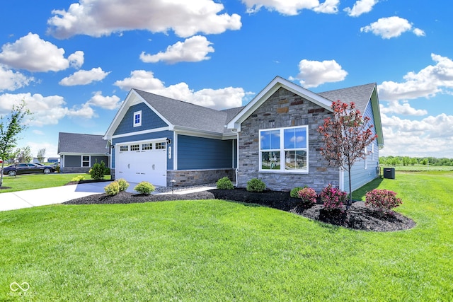 craftsman inspired home with cooling unit, a front lawn, and a garage