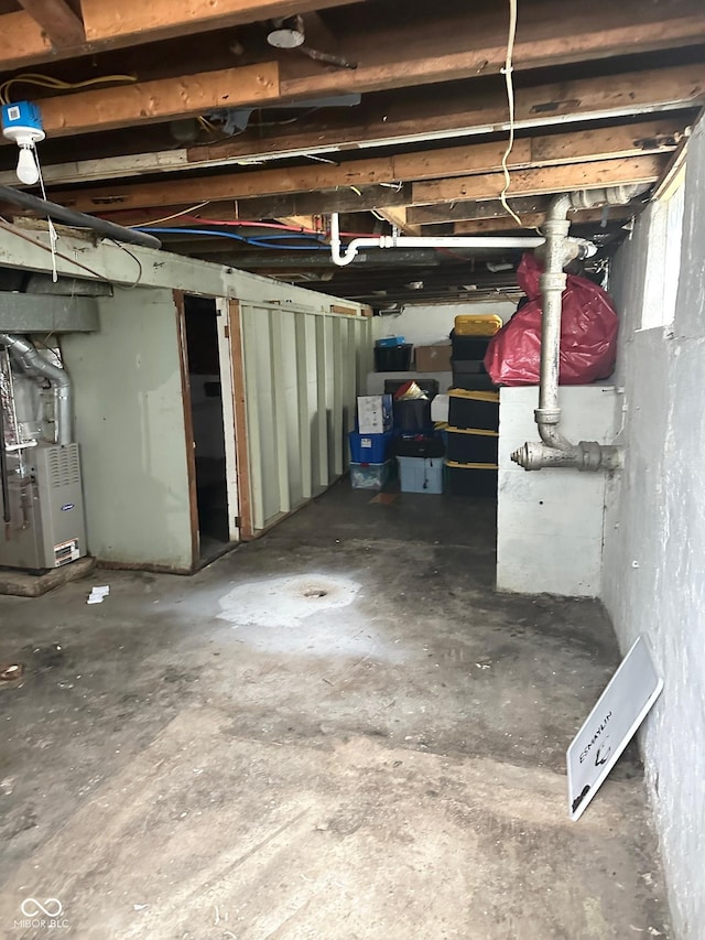 531 N Alton Ave, Indianapolis, IN 46222 - unfinished below grade area featuring heating unit