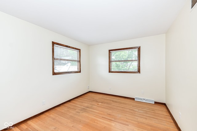 empty room featuring light hardwood / wood-style flooring